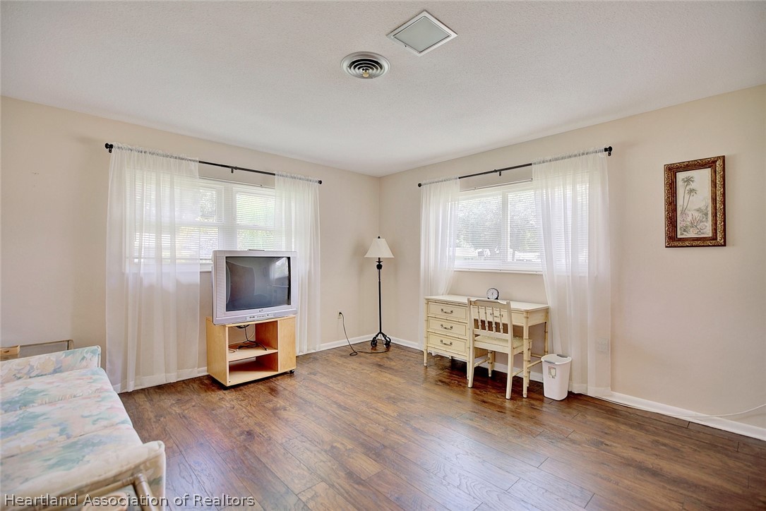 105 Lakeside Road Sebring, FL 33870 - Photo 16 of 26 Gallery Image 16