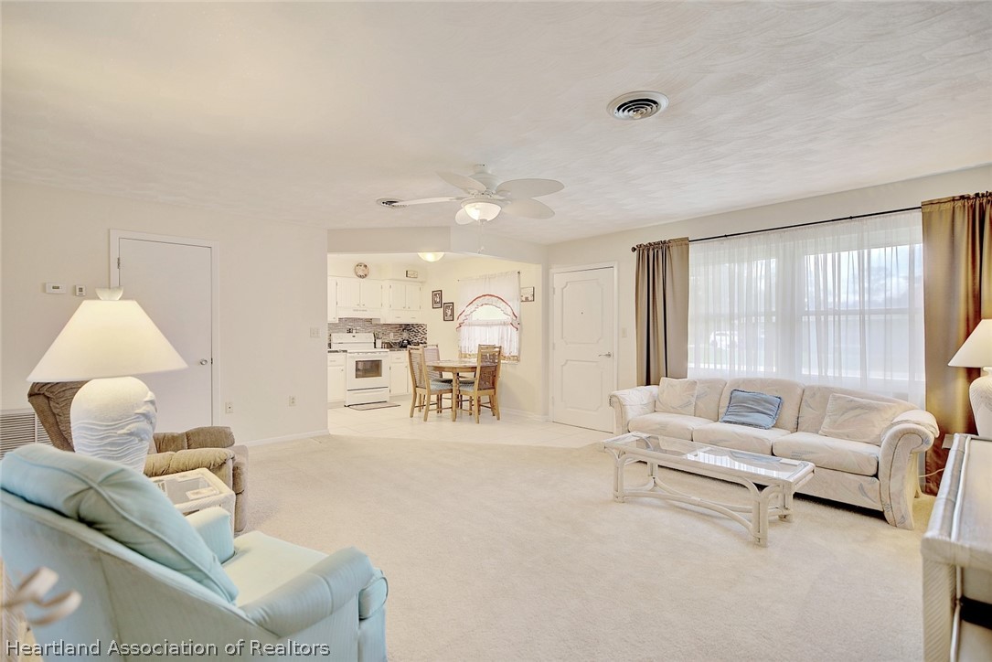 105 Lakeside Road Sebring, FL 33870 - Photo 3 of 26 Gallery Image 3
