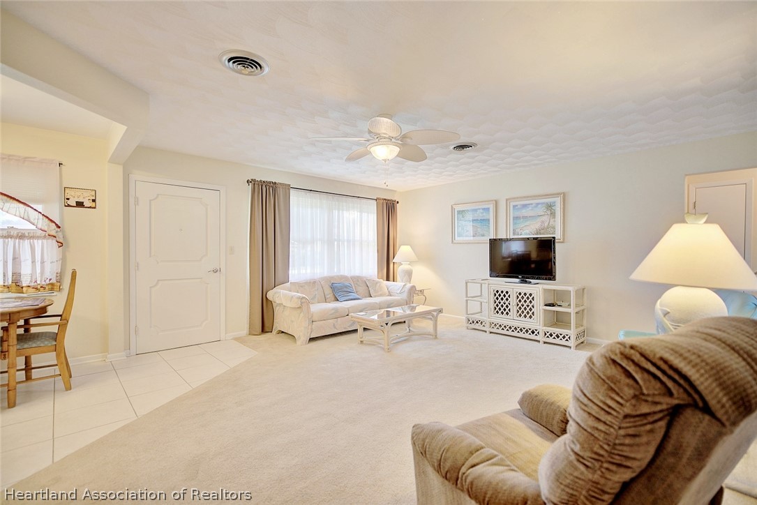 105 Lakeside Road Sebring, FL 33870 - Photo 4 of 26 Gallery Image 4