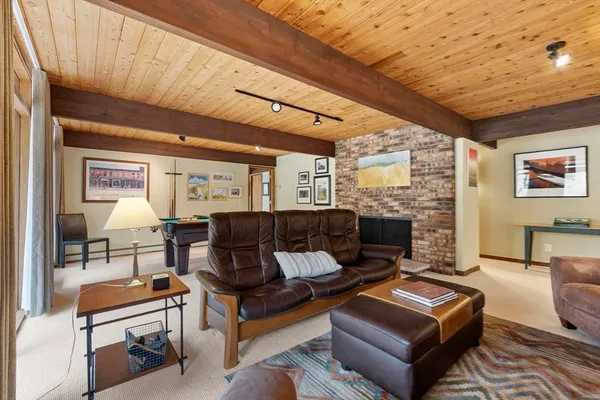 $1,585,000 | 1030 Sudbury Road, Concord, MA 01742