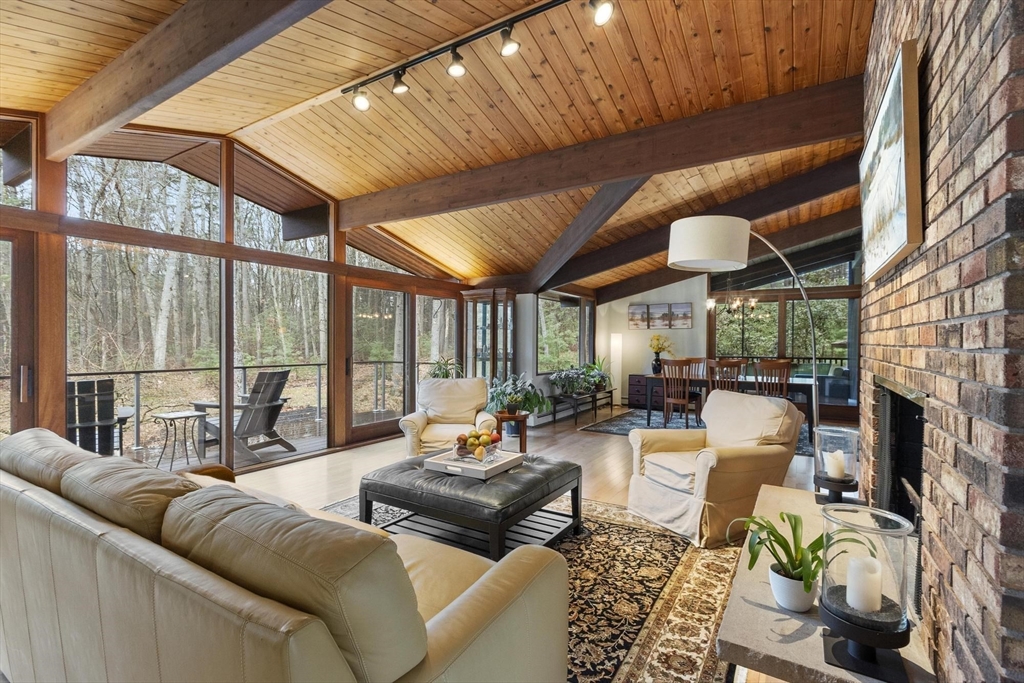 1030 Sudbury Road Concord, MA 01742 - Photo 5 of 38