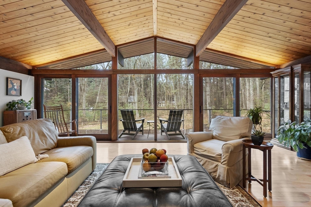 1030 Sudbury Road Concord, MA 01742 - Photo 7 of 38