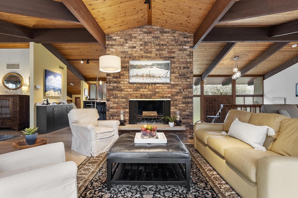 1030 Sudbury Road Concord, MA 01742 - Photo 8 of 38