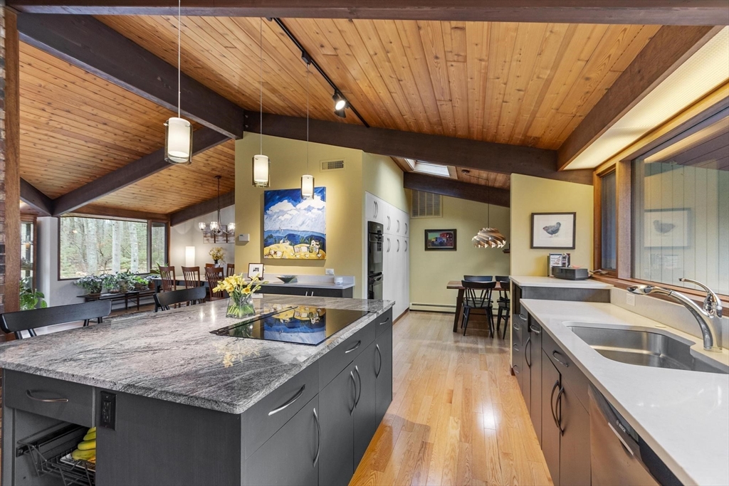 1030 Sudbury Road Concord, MA 01742 - Photo 10 of 38