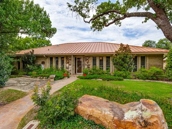 $989,000 | 6153 Danbury Lane, Dallas, TX 75214