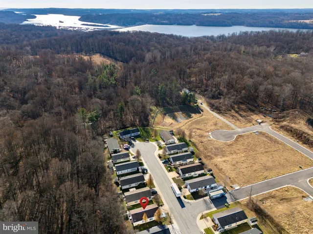 a picture of city view