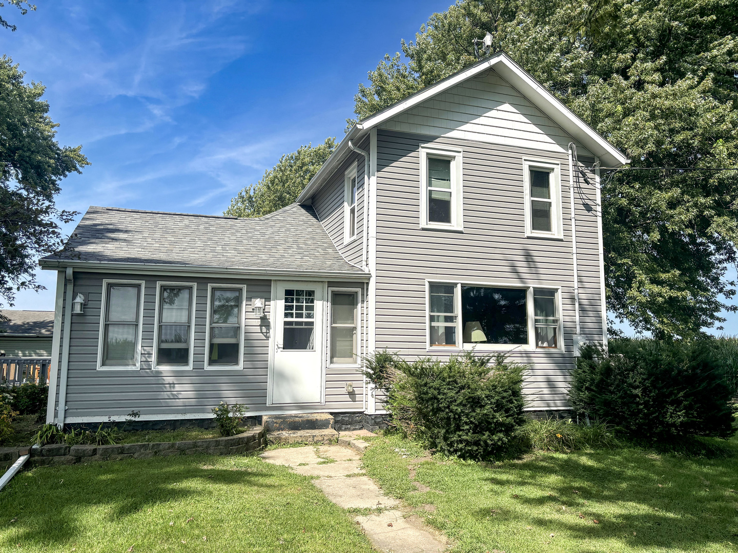 1745 Tampico Road Tampico, IL 61283 - Photo 1 of 35