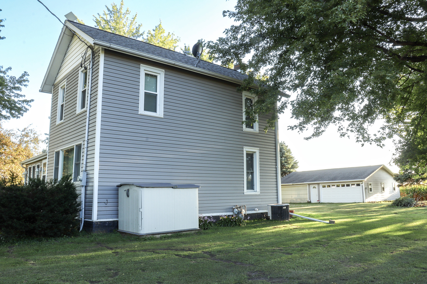 1745 Tampico Road Tampico, IL 61283 - Photo 26 of 35