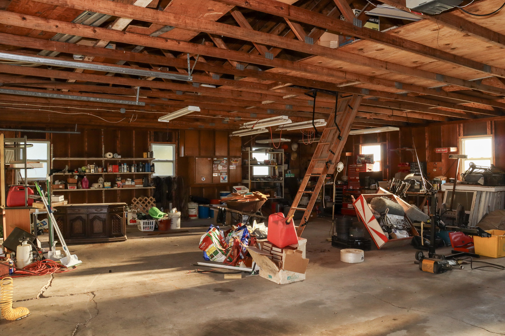 1745 Tampico Road Tampico, IL 61283 - Photo 32 of 35