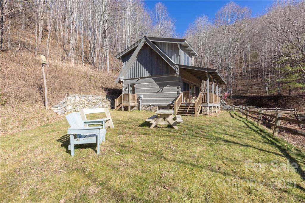 2327 Wesley Creek Road Clyde, NC 28721 - Photo 11 of 29