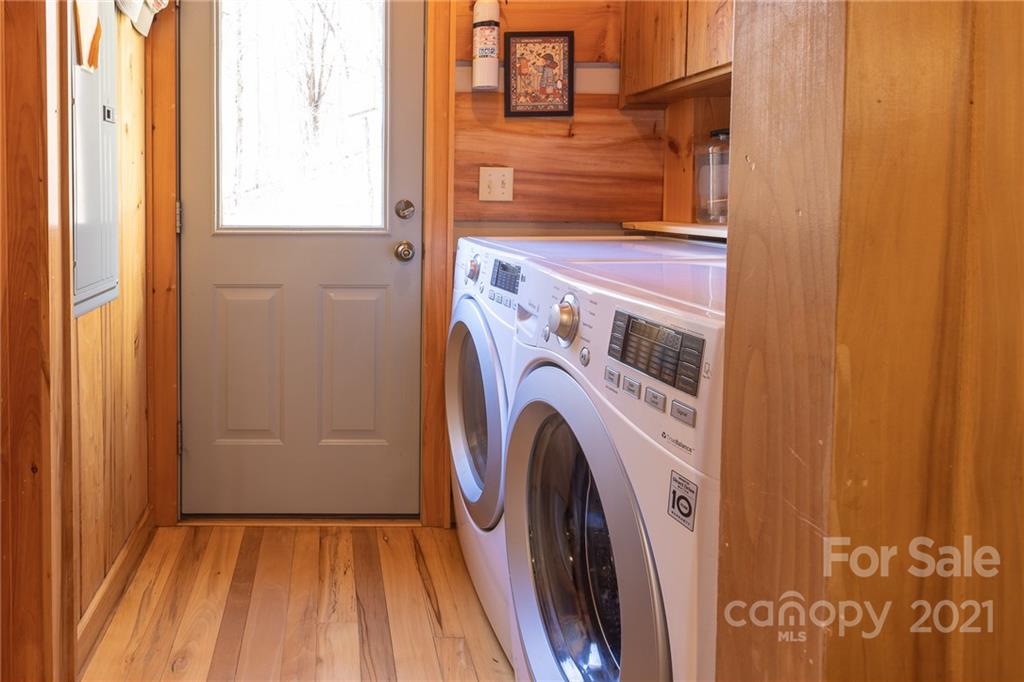 2327 Wesley Creek Road Clyde, NC 28721 - Photo 18 of 29