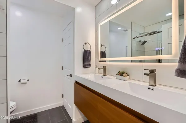 $313,000 | 3002 North 32nd Street, Unit 13, Phoenix, AZ 85018