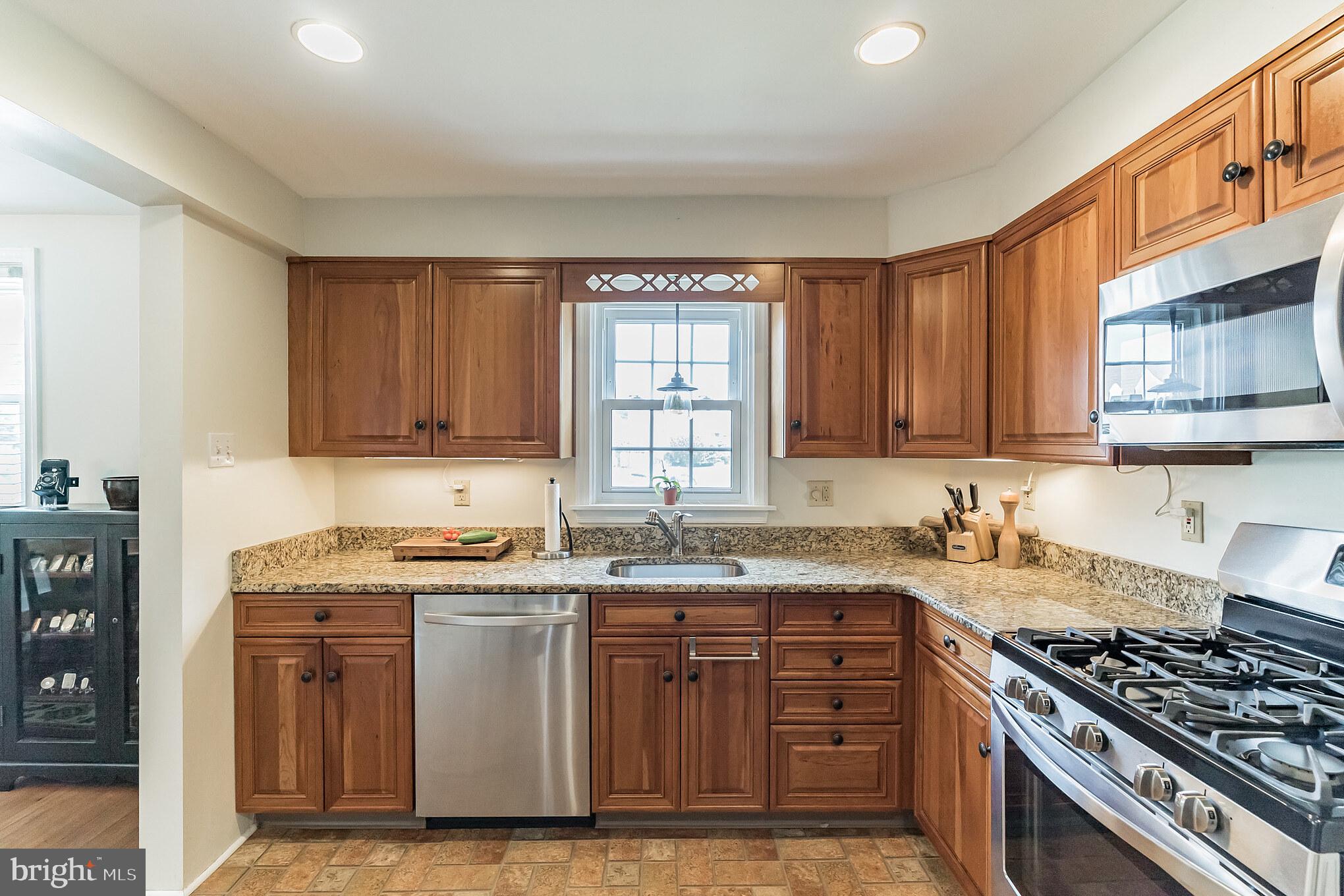 927 Sara Drive Springfield, PA 19064 - Photo 19 of 44