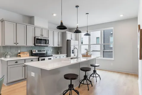 $439,900 | 352 East Village Lane, Nashville, TN 37216