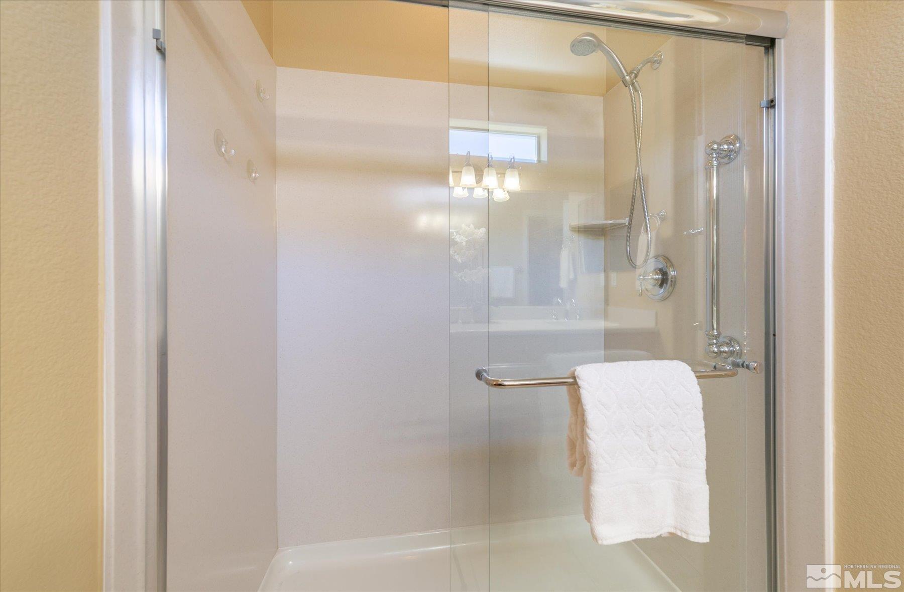 1375 Walking Stick Way Reno, NV 89523 - Photo 19 of 39 a bathroom with a shower