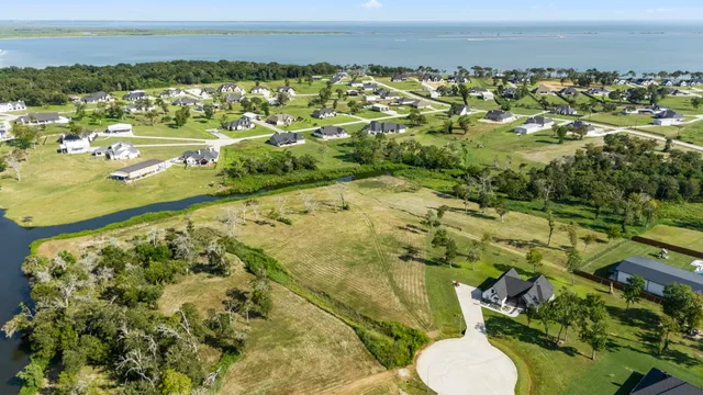 $499,000 | 5326 Pineloch Bayou, Baytown, TX 77523