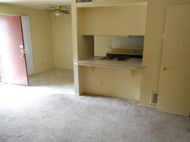 4049 West Palomino Road Phoenix, AZ 85019 - Photo 5 of 5 x
