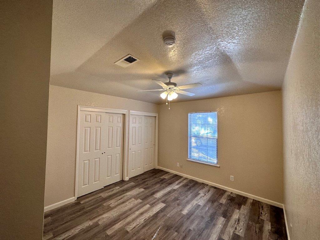 1405 East Cypress Avenue Reedley, CA 93654 - Photo 26 of 29 en view interior of the house
