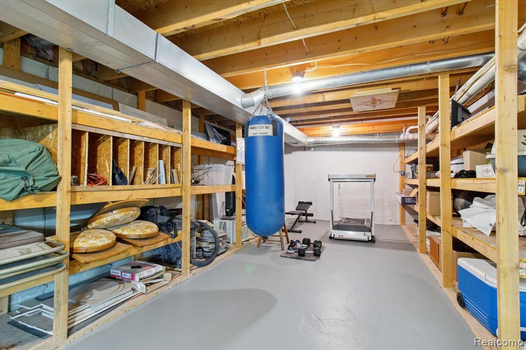 898 Rowland Road Leonard, MI 48367 - Photo 41 of 58