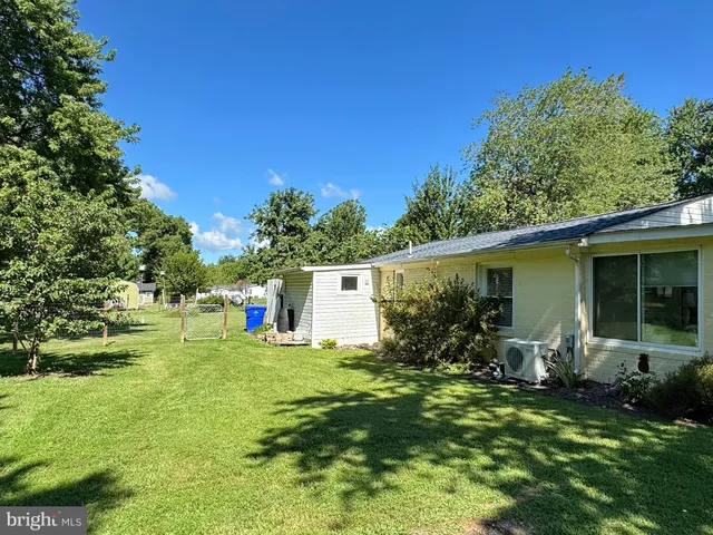 $260,000 | 18117 Piedmont Drive, Cobb Island, MD 20625