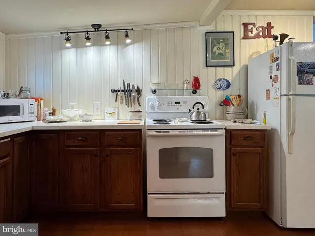 $260,000 | 18117 Piedmont Drive, Cobb Island, MD 20625