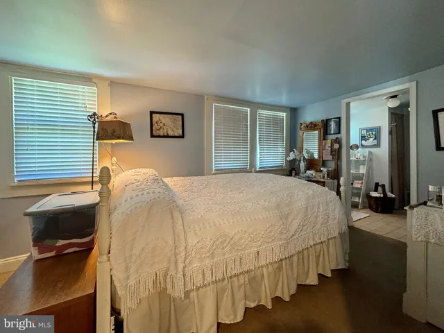 $260,000 | 18117 Piedmont Drive, Cobb Island, MD 20625