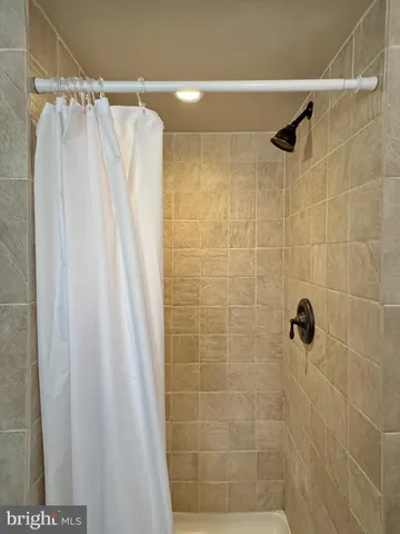 $260,000 | 18117 Piedmont Drive, Cobb Island, MD 20625