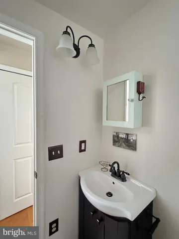 $260,000 | 18117 Piedmont Drive, Cobb Island, MD 20625