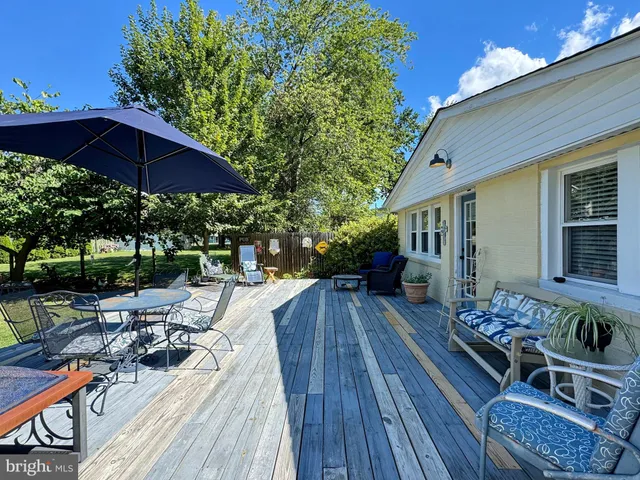 $260,000 | 18117 Piedmont Drive, Cobb Island, MD 20625