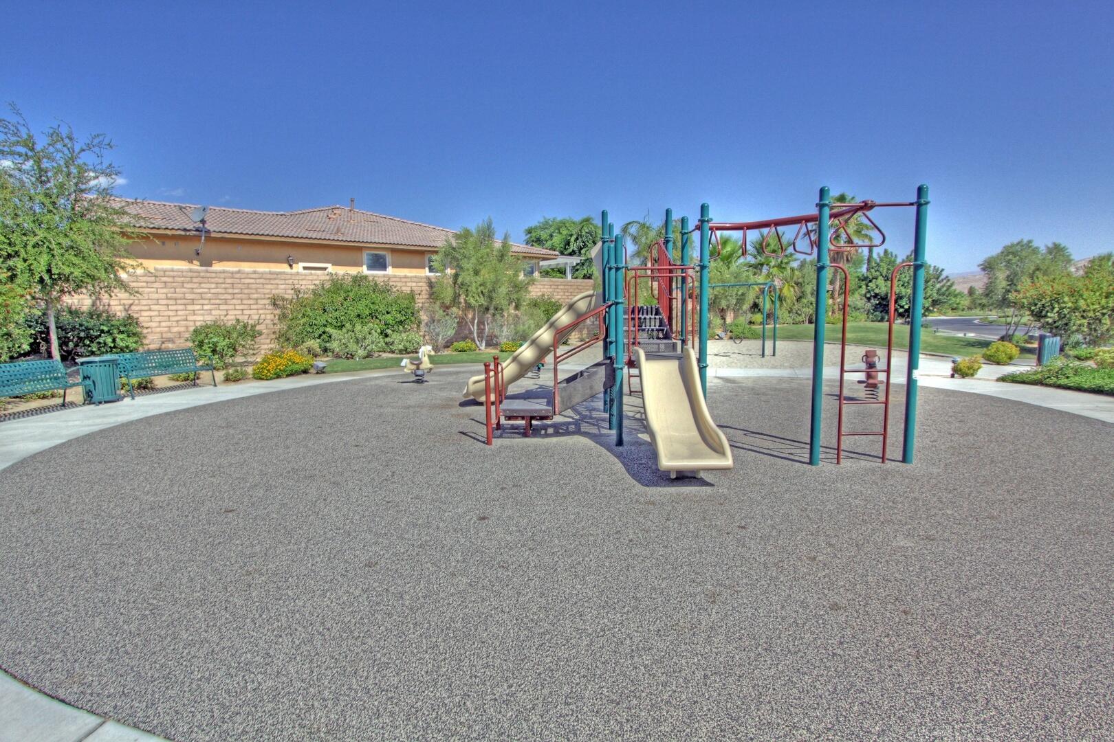 198 Via San Lucia Rancho Mirage, CA 92270 - Photo 38 of 43 Community TOT/ Playground