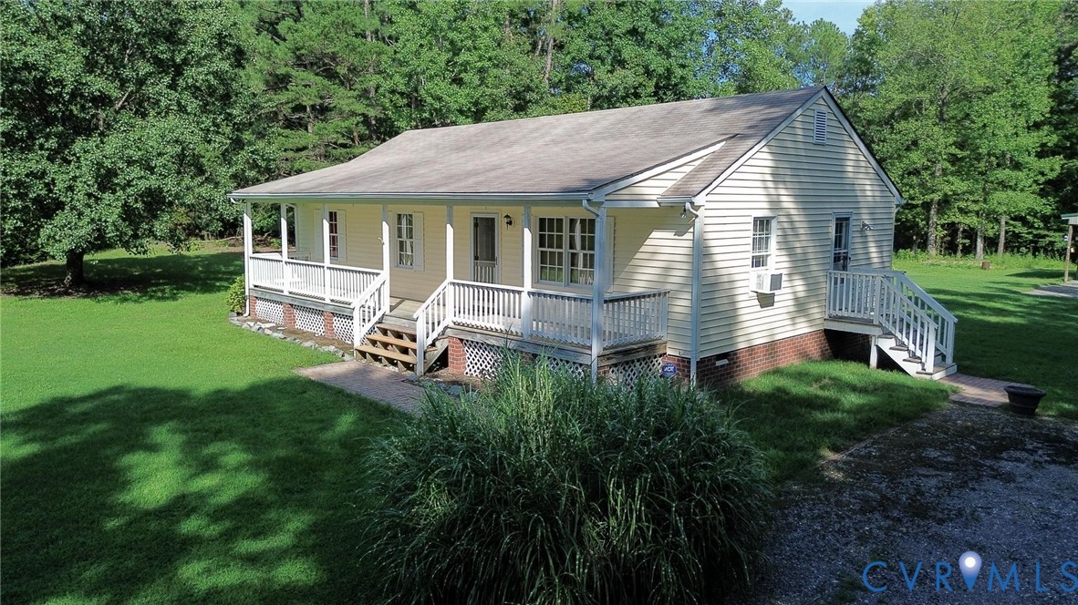28 Will Davis Road Hanover, VA 23069 - Photo 3 of 50 Gallery Image 3