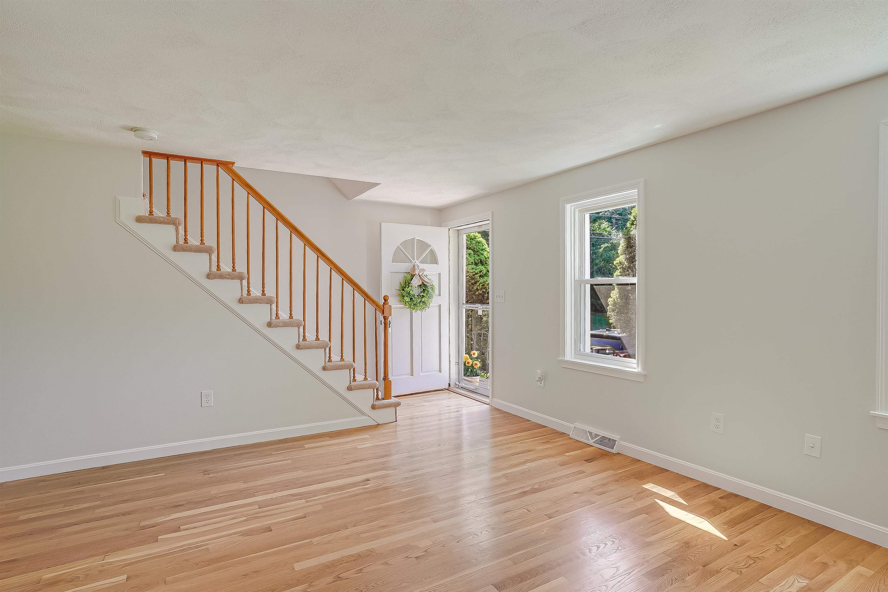233 Oak Ridge Road, Unit 19 Plaistow, NH 03865 - Photo 12 of 20 Gallery Image 12