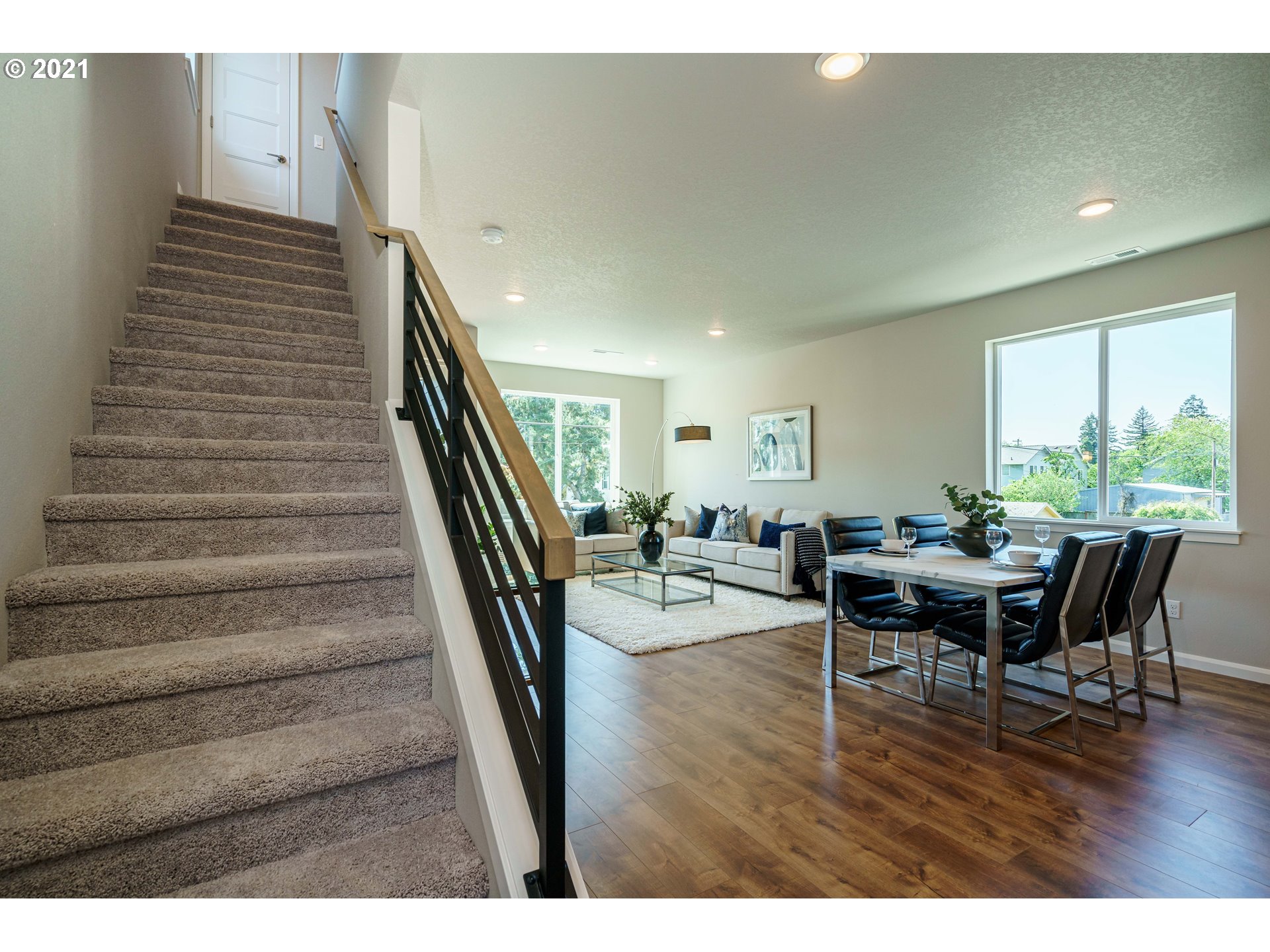 6096 Southeast Woodstock Boulevard Portland, OR 97206 - Photo 19 of 32