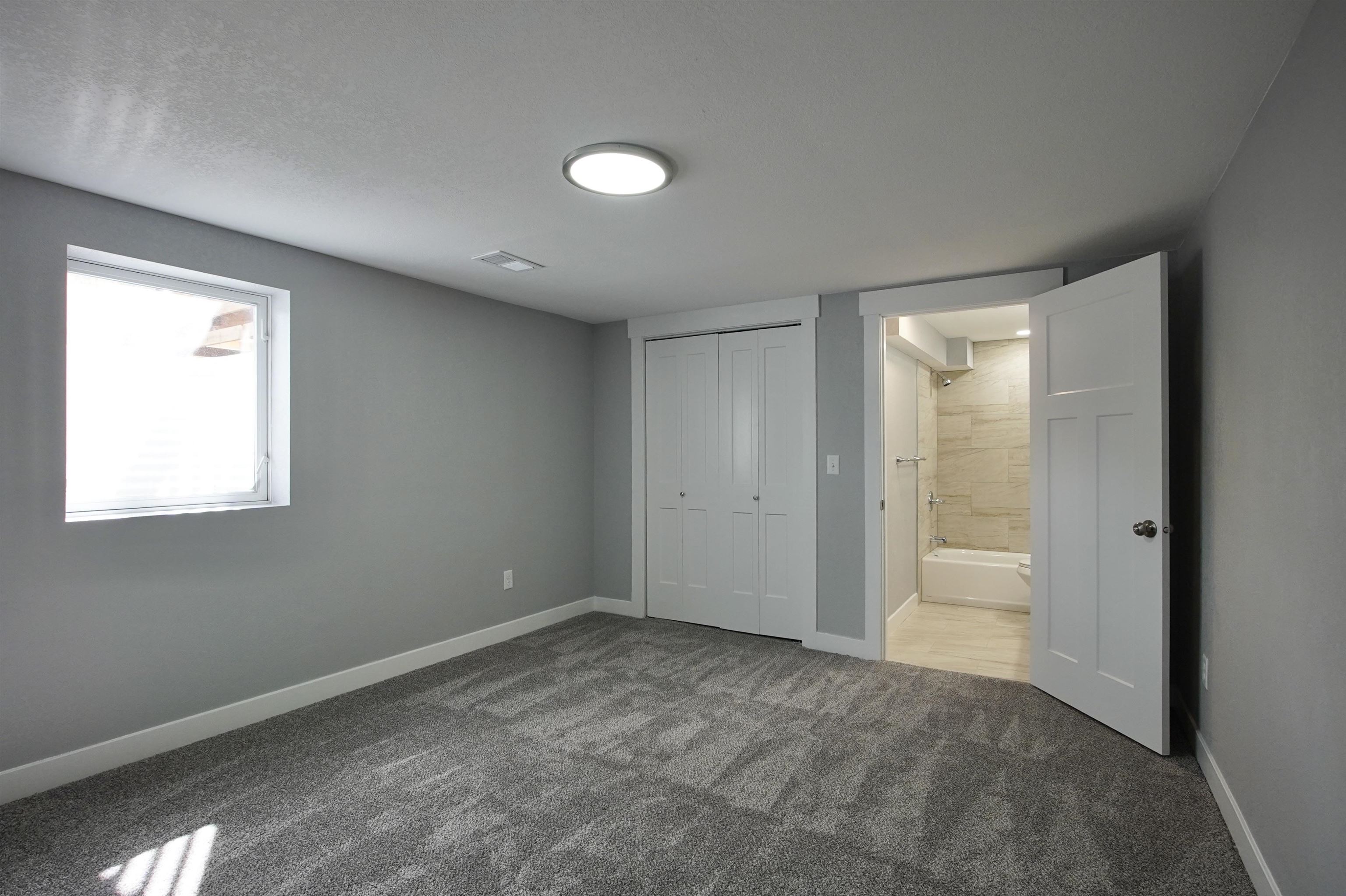 558 South Kimball Street Casper, WY 82601 - Photo 14 of 43