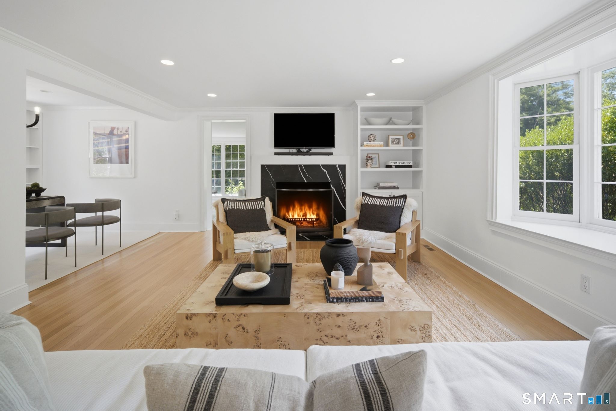 78 River Road Weston, CT 06883 - Photo 7 of 38