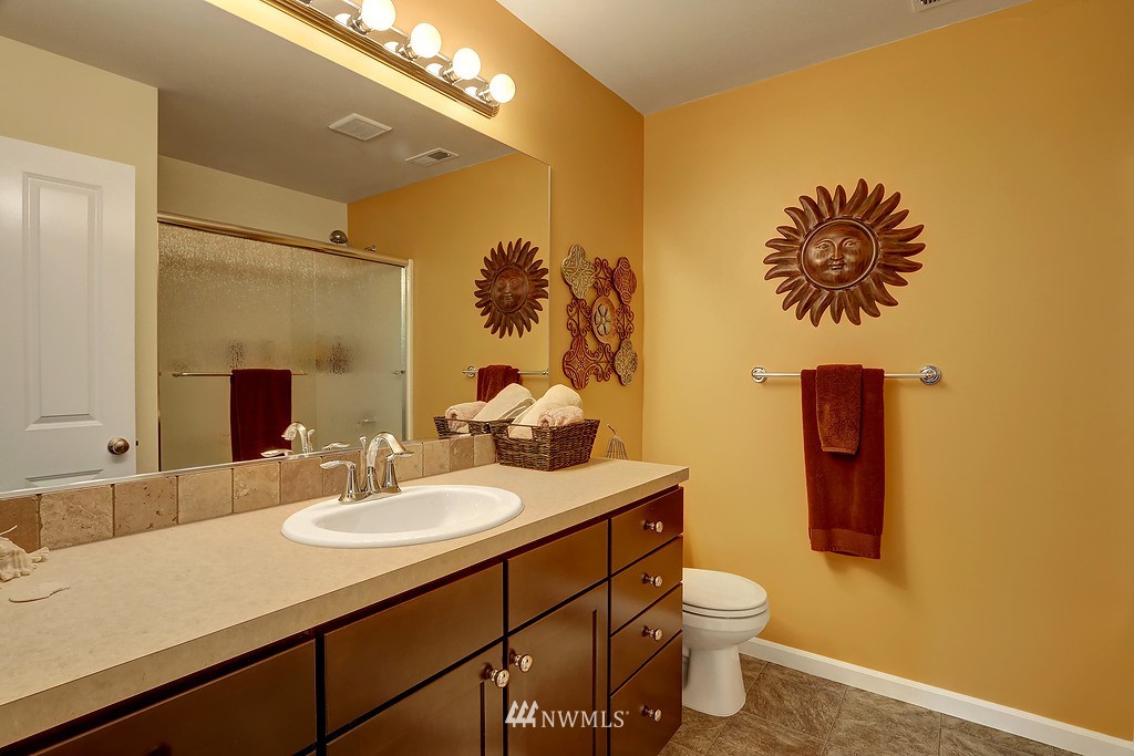 16200 Southeast 138th Place Renton, WA 98059 - Photo 21 of 25 Gallery Image 21