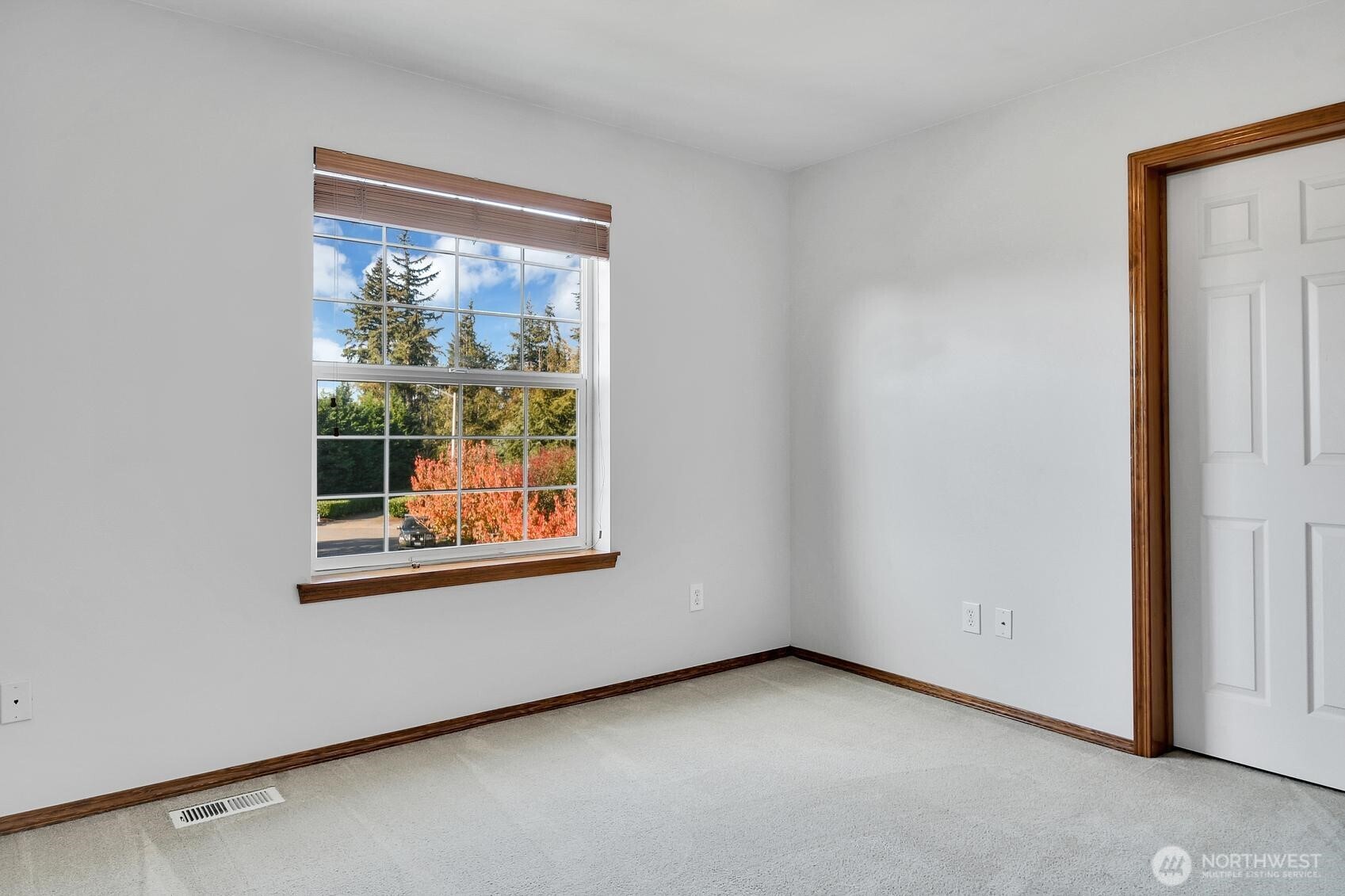 16017 41st Avenue Southeast Bothell, WA 98012 - Photo 24 of 35
