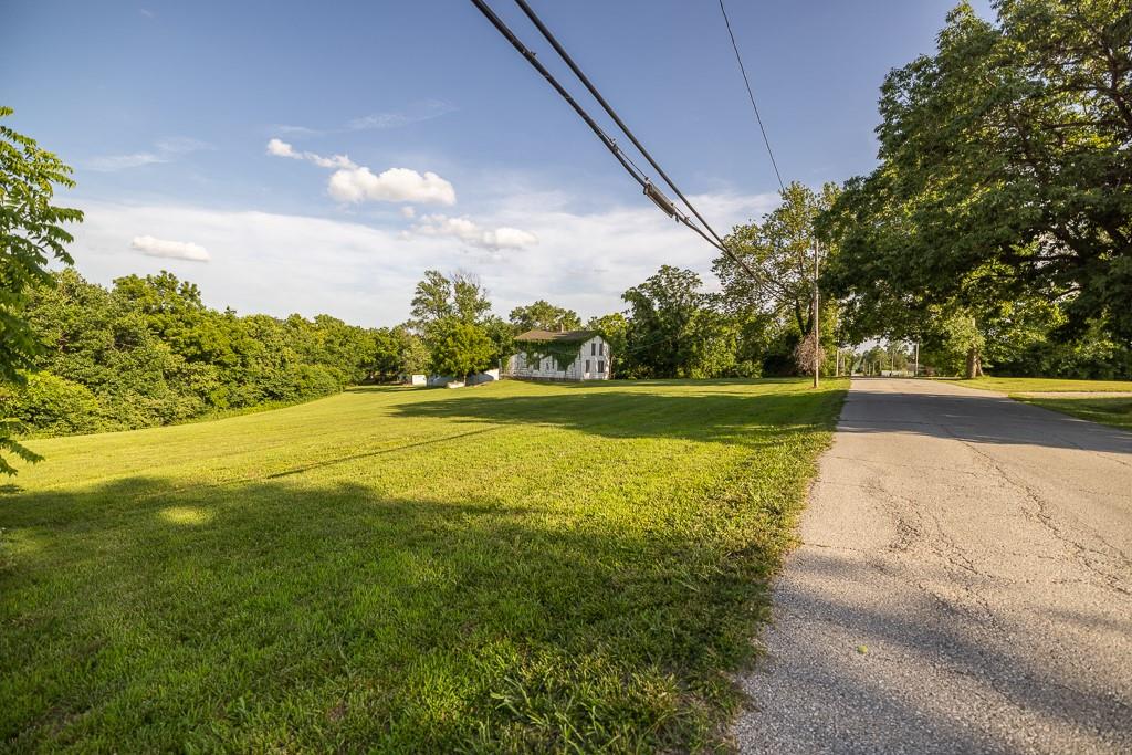 701 North Bly Road Independence, MO 64056 - Photo 28 of 52