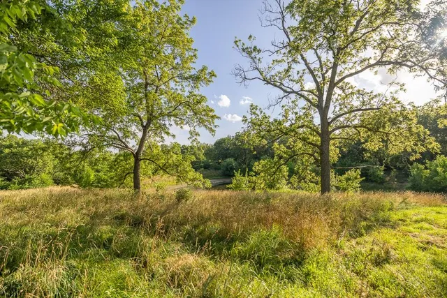 $650,000 | 701 North Bly Road, Independence, MO 64056