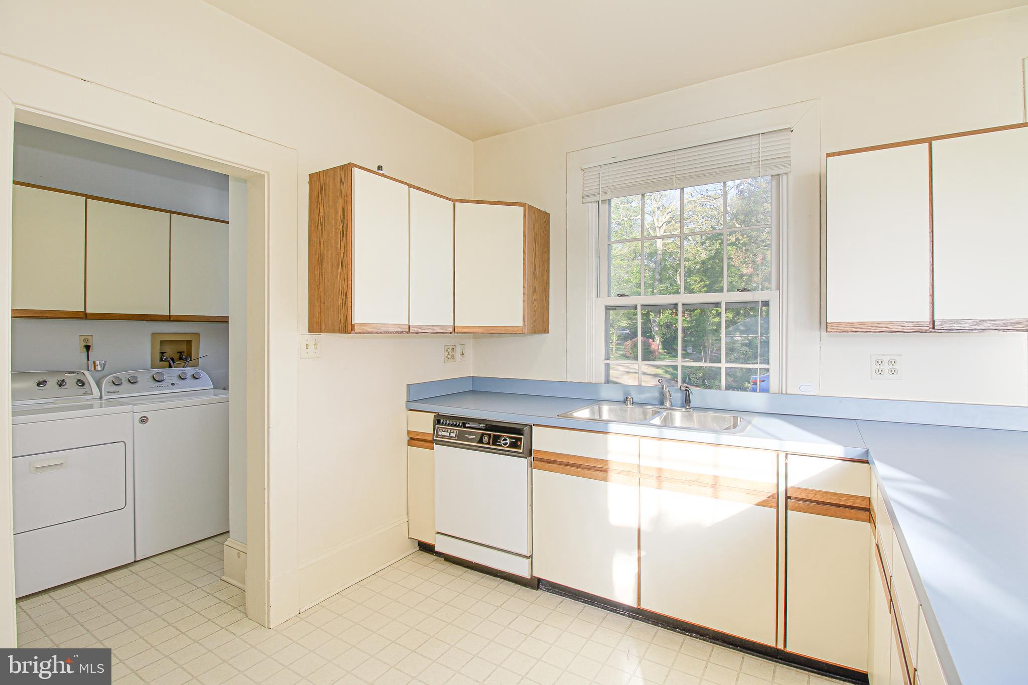 202 Norwood Road Annapolis, MD 21401 - Photo 21 of 56
