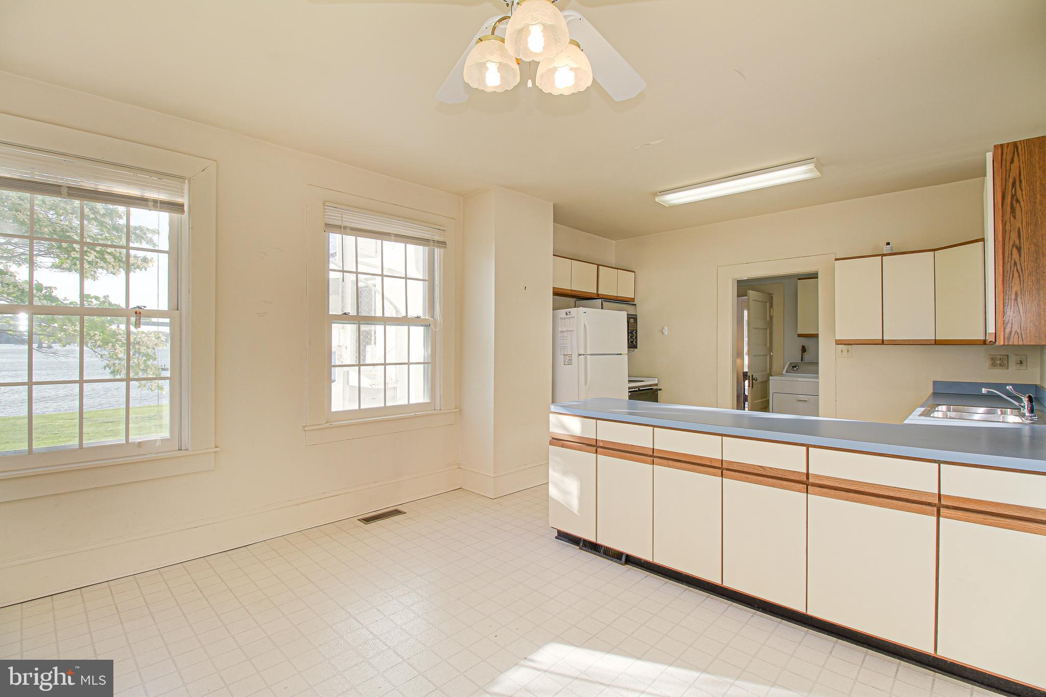 202 Norwood Road Annapolis, MD 21401 - Photo 24 of 56