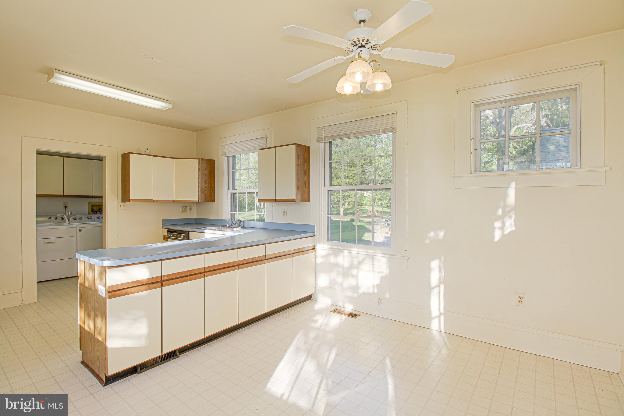 202 Norwood Road Annapolis, MD 21401 - Photo 25 of 56