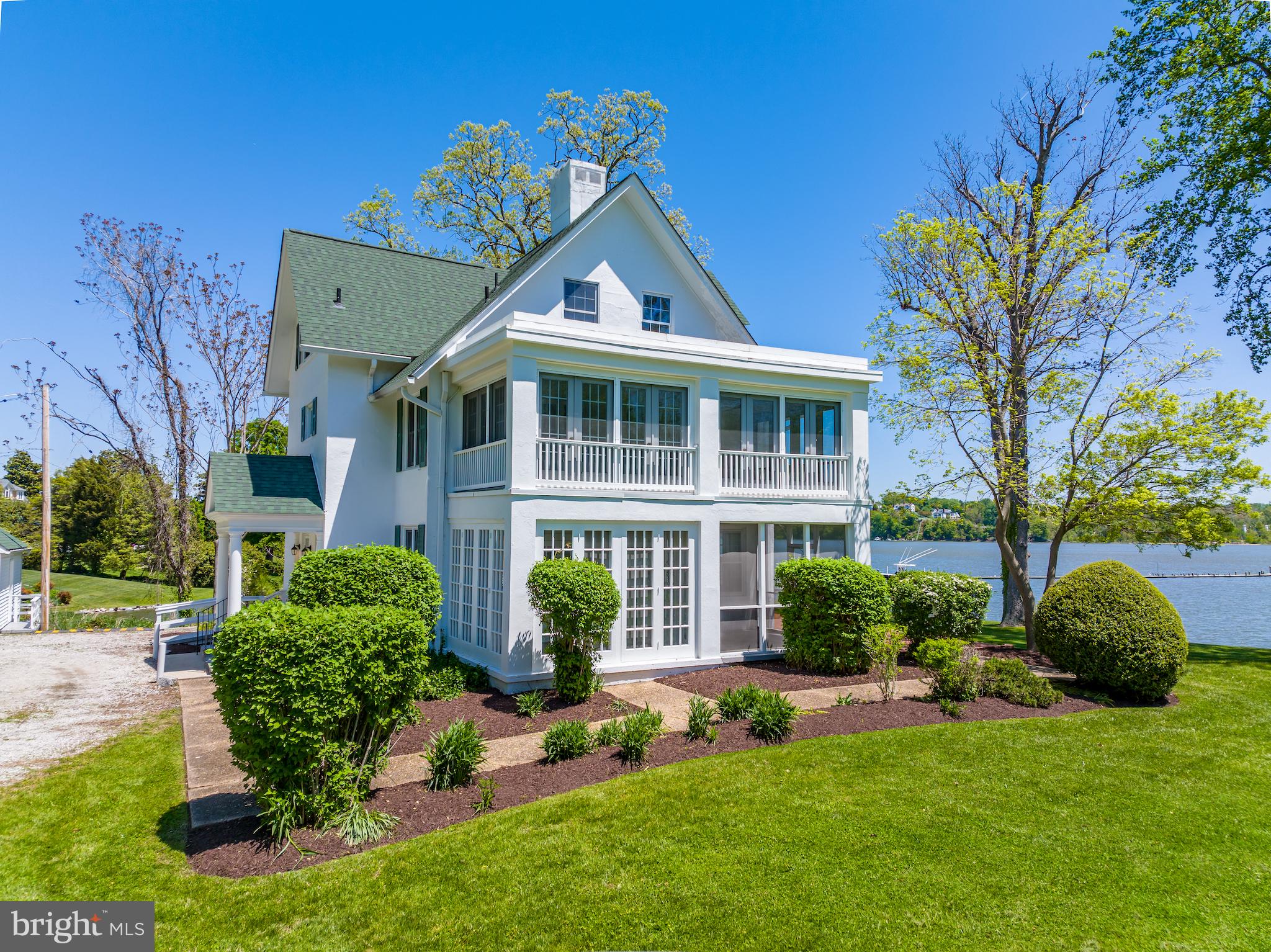 202 Norwood Road Annapolis, MD 21401 - Photo 3 of 56