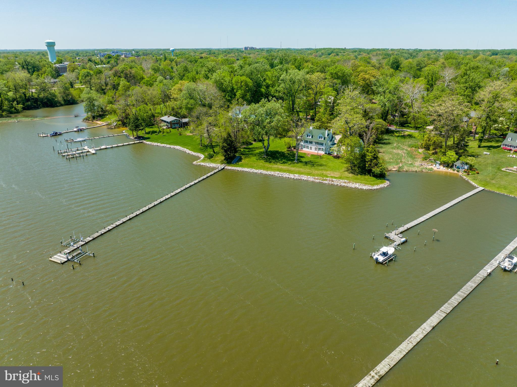 202 Norwood Road Annapolis, MD 21401 - Photo 7 of 56