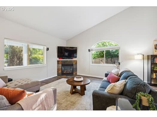 1230 West Fairview Drive Springfield, OR 97477 - Photo 7 of 28 Gallery Image 7