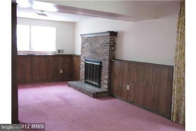 882 Maple Tree Road Severn, MD 21144 - Photo 10 of 11 Family Room
