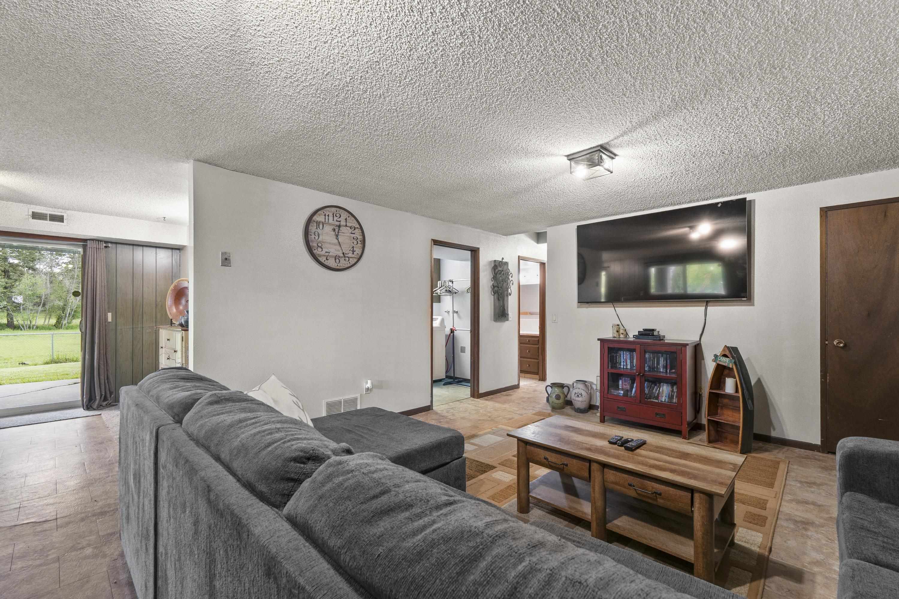 15906 North Forker Road Spokane, WA 99217 - Photo 9 of 48