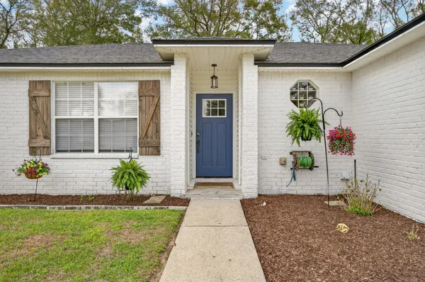 $285,000 | 4331 Crosswind Drive, Milton, FL 32583