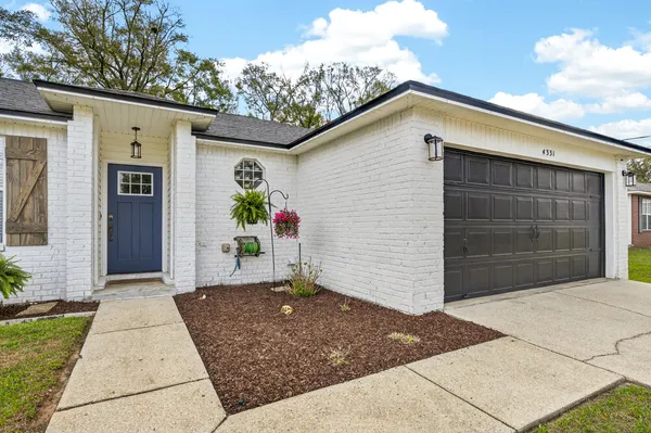 $285,000 | 4331 Crosswind Drive, Milton, FL 32583