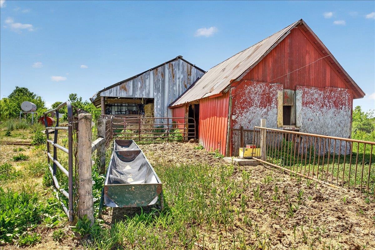 10112 East High Road Stillman Valley, IL 61084 - Photo 21 of 42